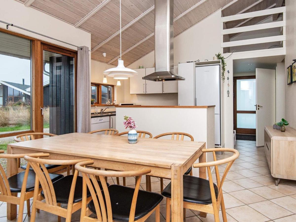 Three-Bedroom Holiday Home In Ulfborg 4 Thorsminde Dış mekan fotoğraf