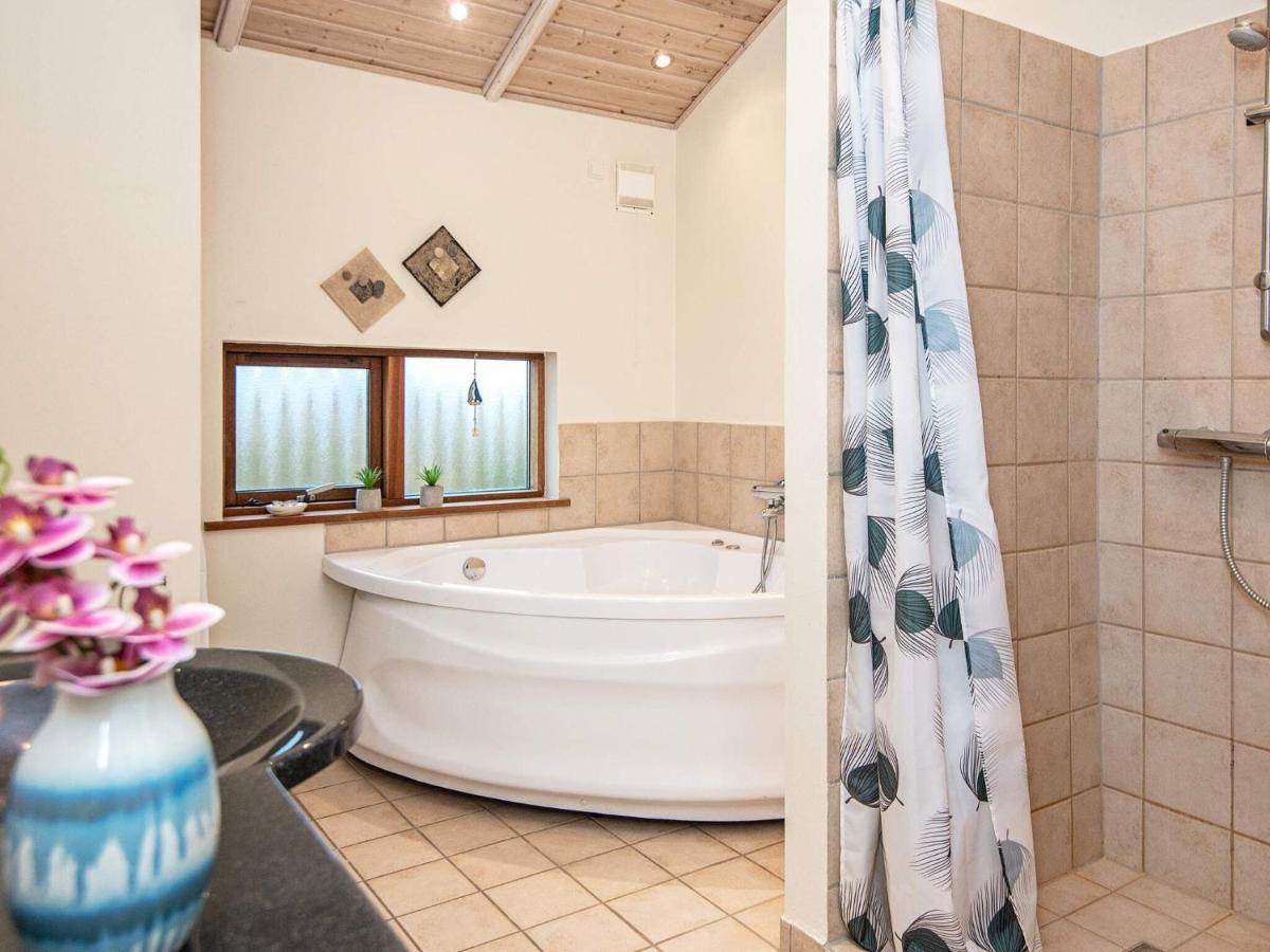 Three-Bedroom Holiday Home In Ulfborg 4 Thorsminde Dış mekan fotoğraf